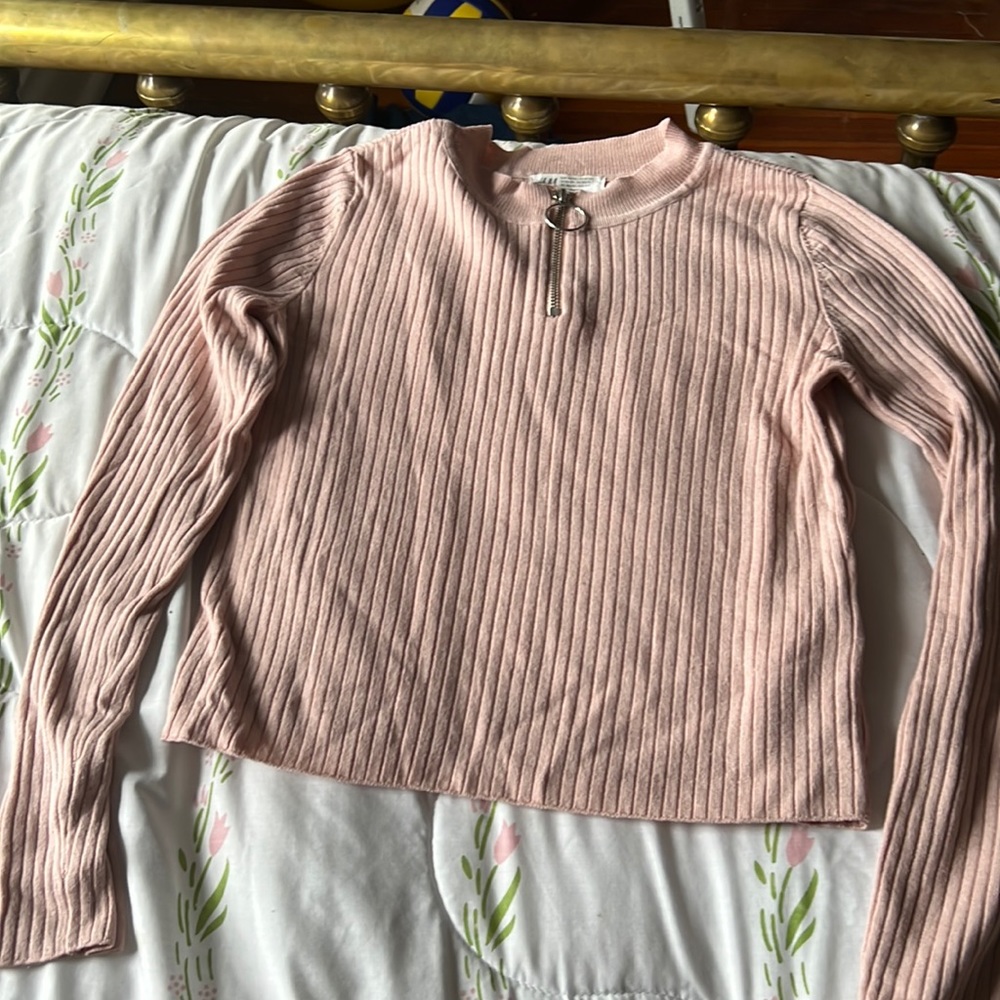 H&M pink, quarter zip, long sleeve shirt - Picture 1 of 1